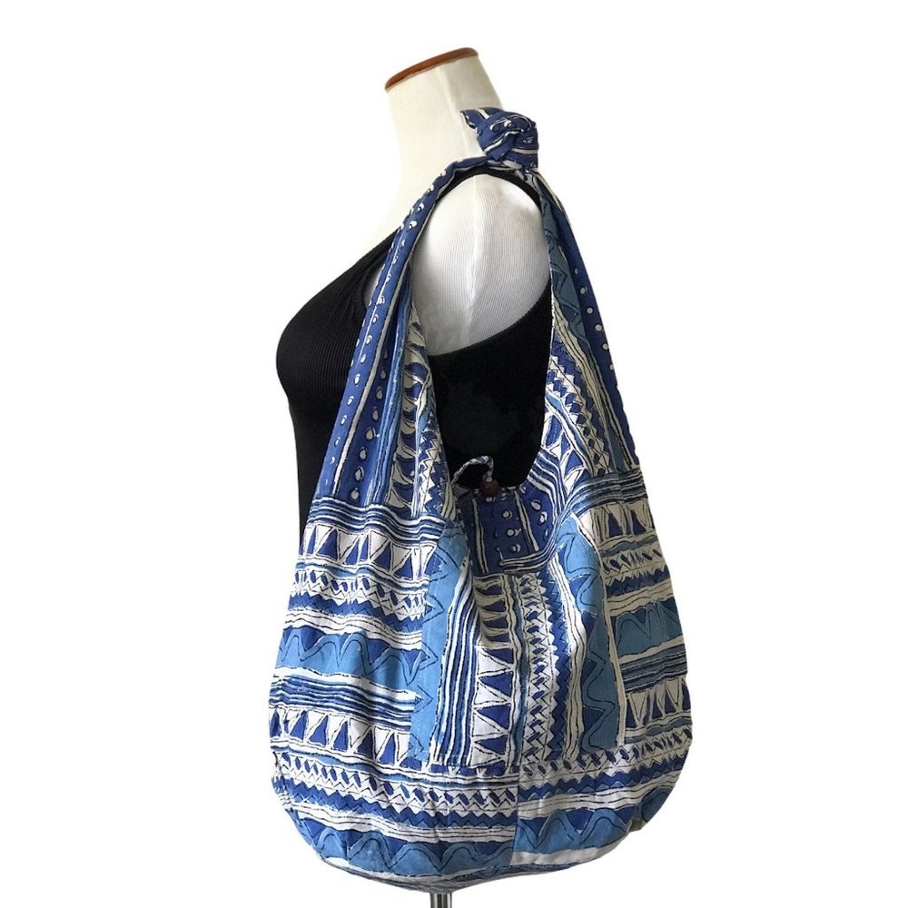 boho chic large crossbody bag / Reversible Hippie - Picture 8 of 9